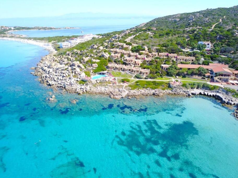 Appartamento A Baia Santa Reparata エクステリア 写真